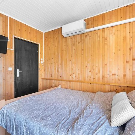 Apartmani Ella Рабац Екстериор снимка