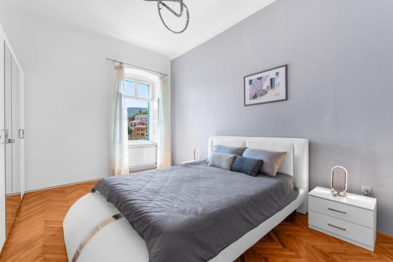 Apartmani Ella Рабац Екстериор снимка