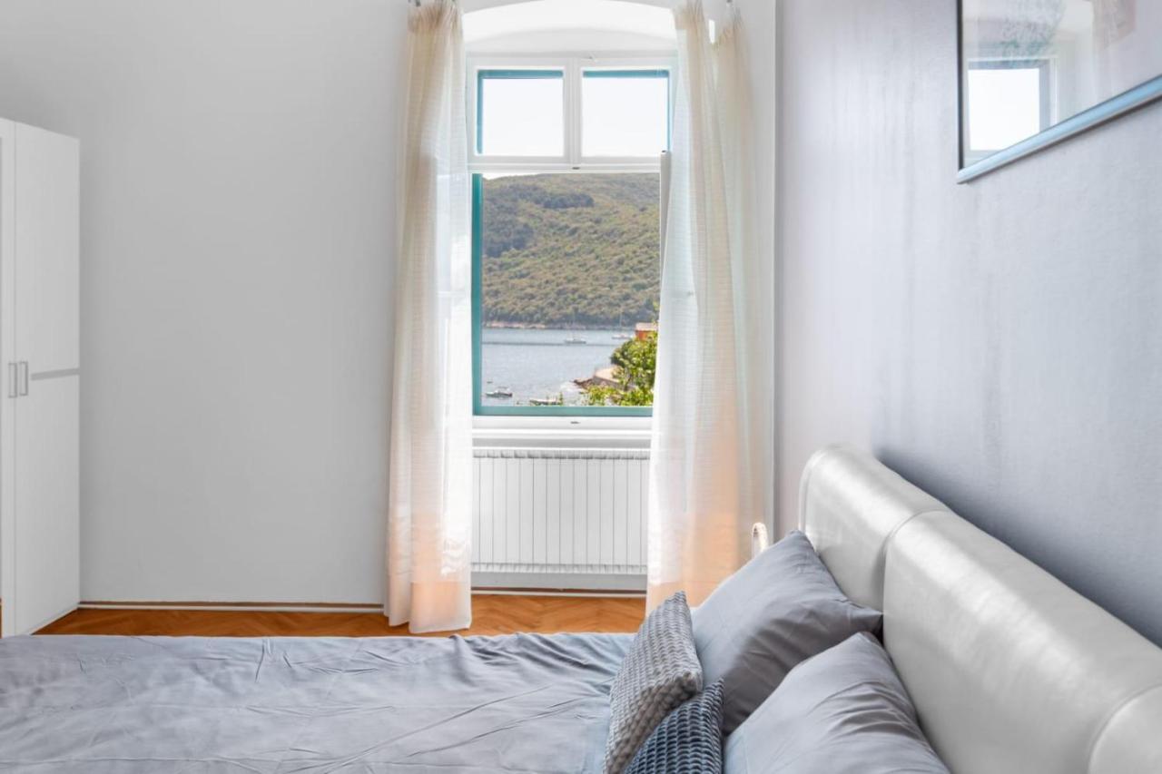 Apartmani Ella Рабац Екстериор снимка