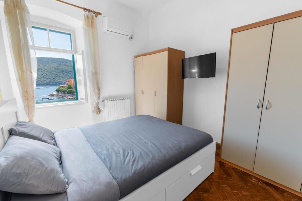 Apartmani Ella Рабац Екстериор снимка