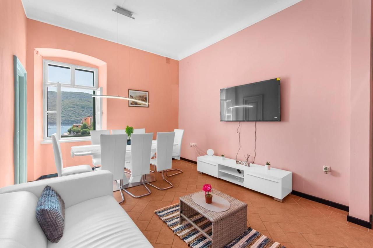 Apartmani Ella Рабац Екстериор снимка