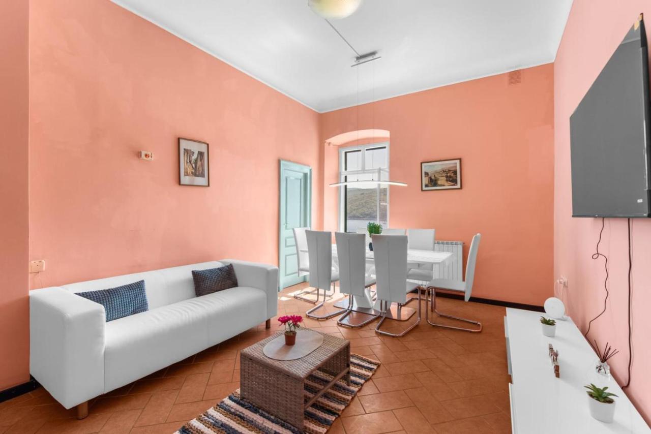 Apartmani Ella Рабац Екстериор снимка
